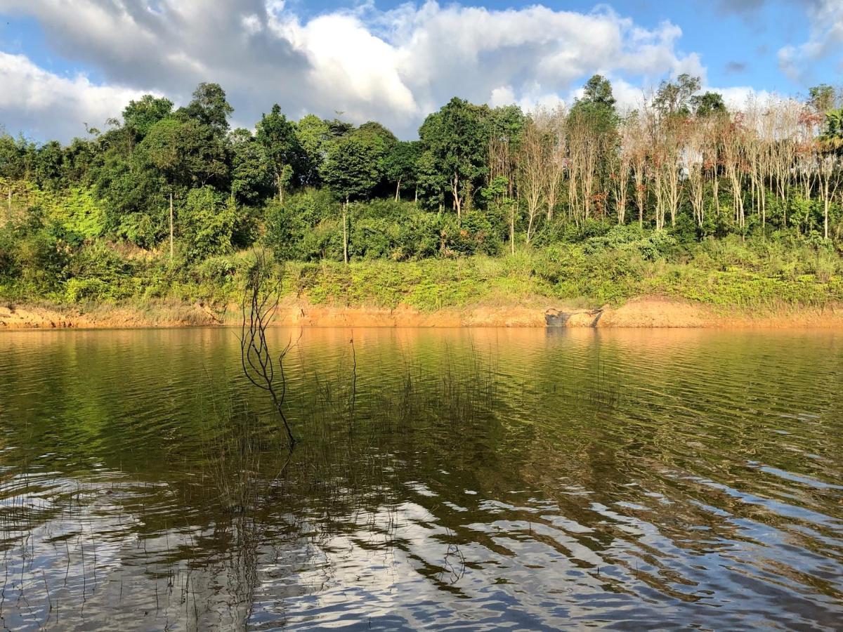 Baanhatsompaen Homestay Ranong Dış mekan fotoğraf