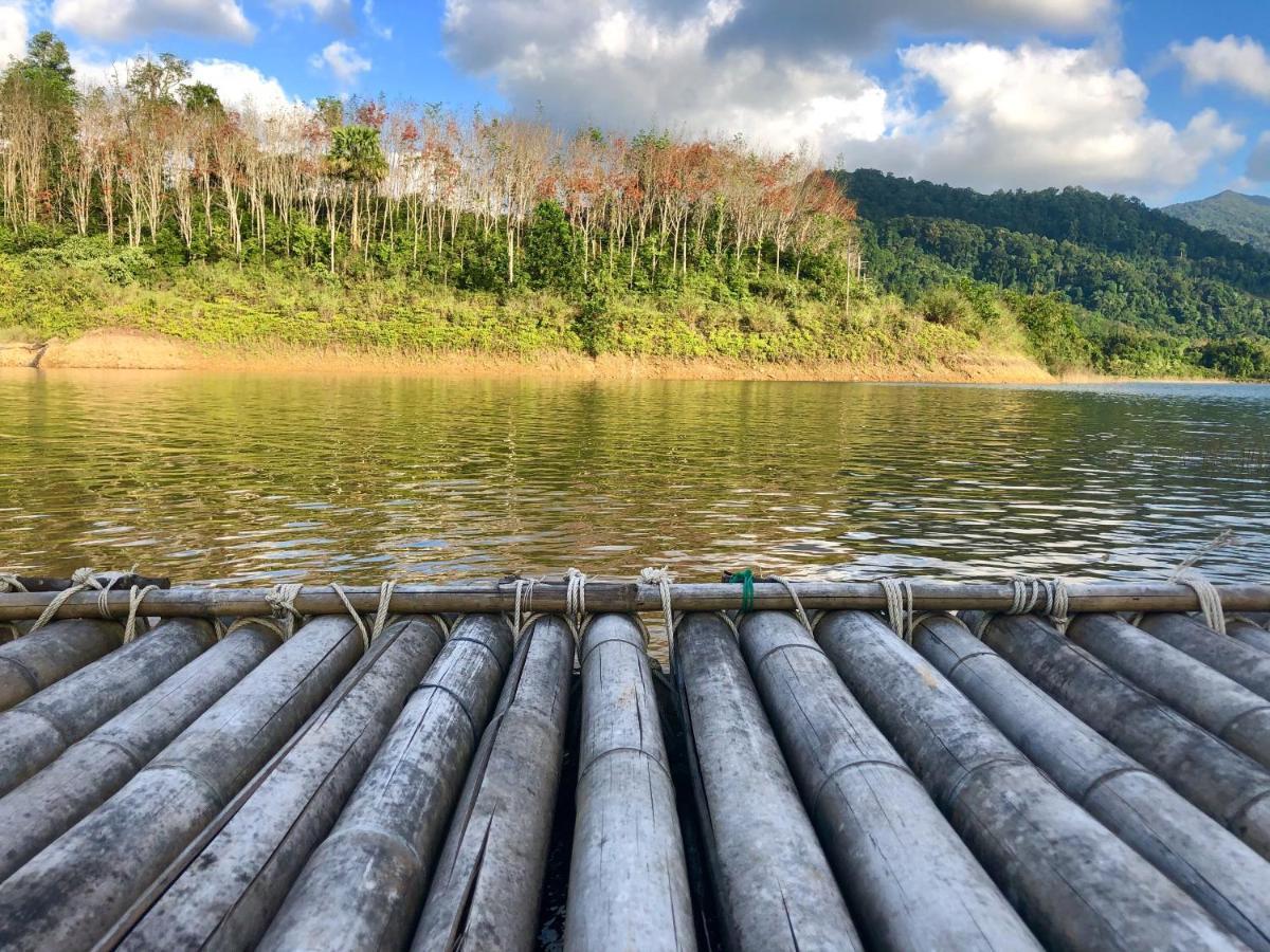 Baanhatsompaen Homestay Ranong Dış mekan fotoğraf