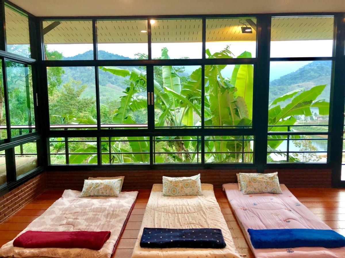Baanhatsompaen Homestay Ranong Dış mekan fotoğraf