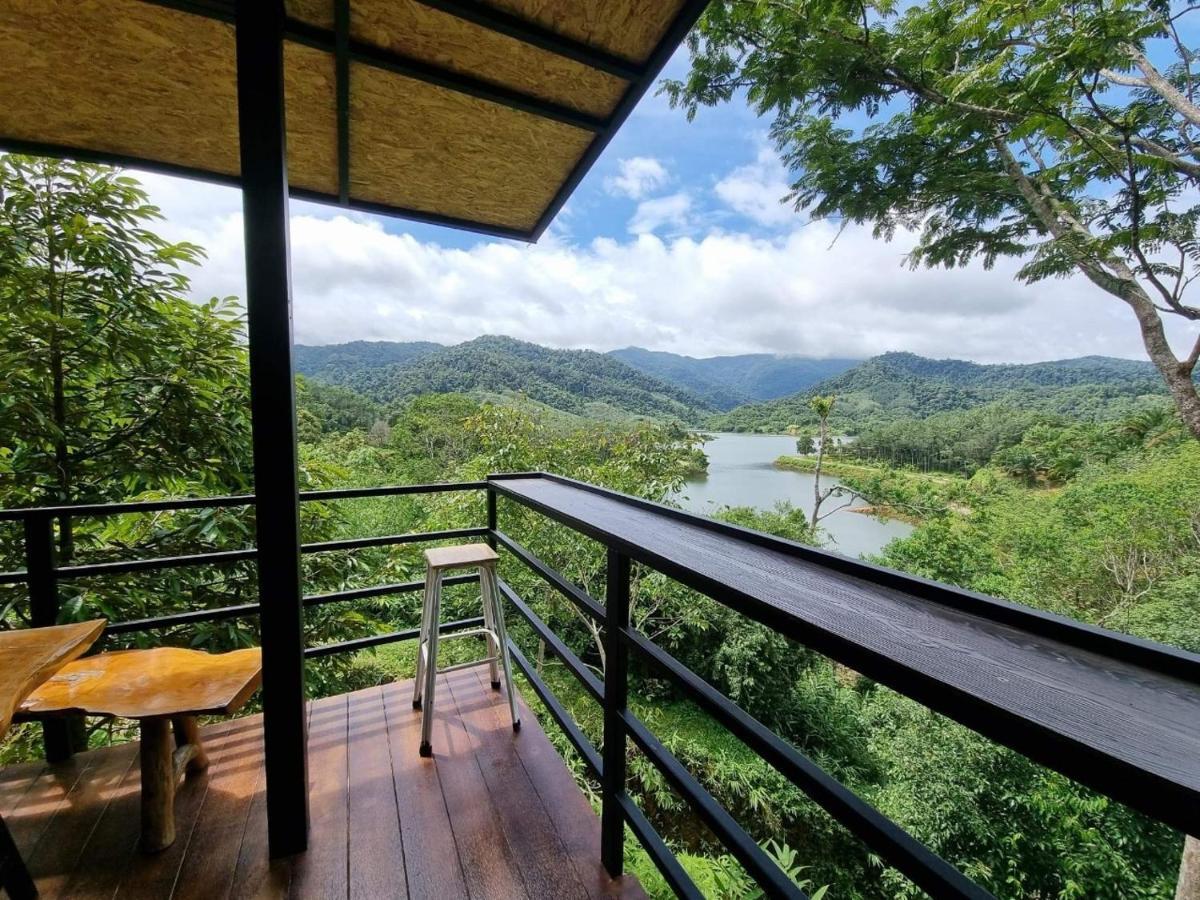 Baanhatsompaen Homestay Ranong Dış mekan fotoğraf