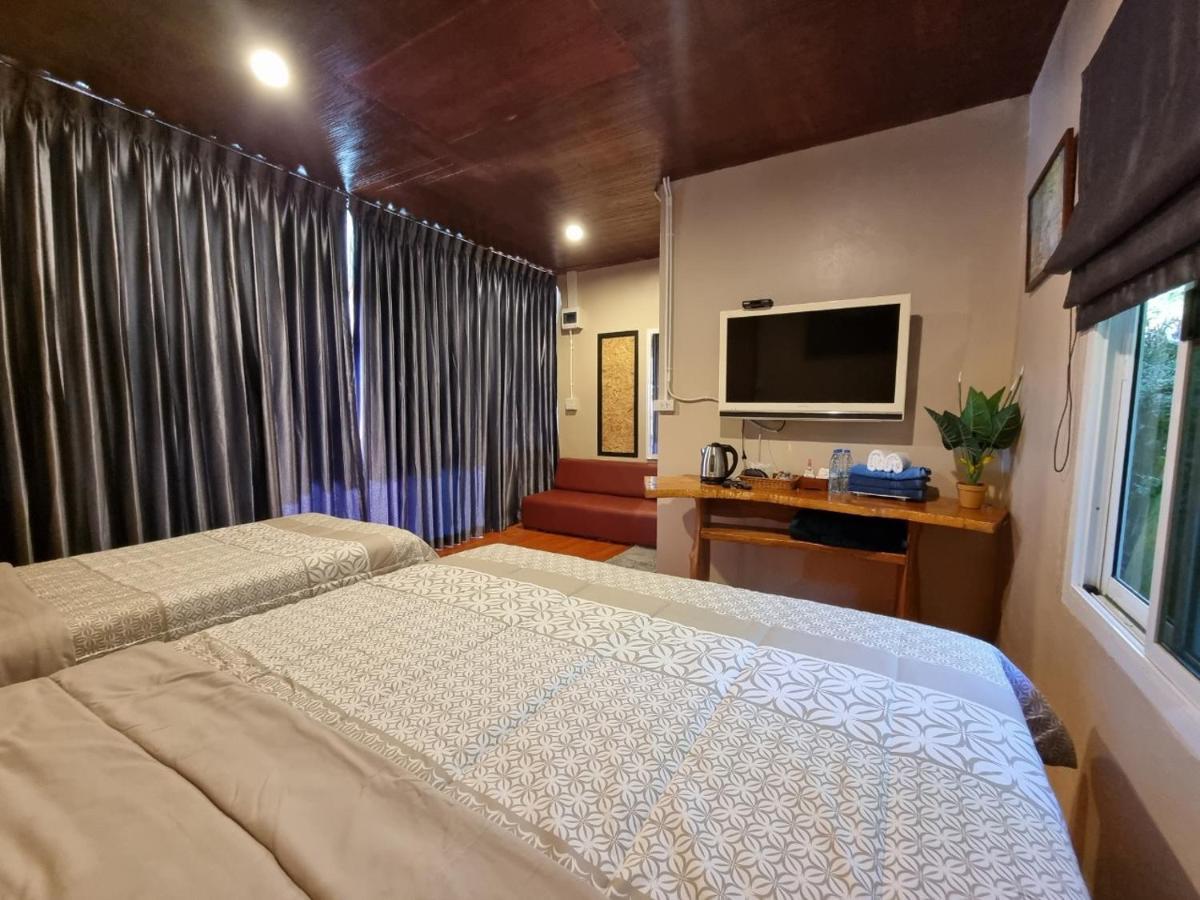 Baanhatsompaen Homestay Ranong Dış mekan fotoğraf